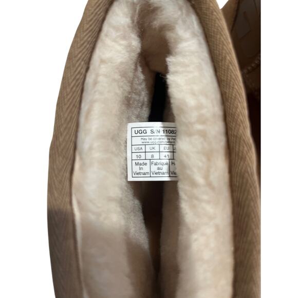UGG Classic Mini UGG Rubber Logo Boots Women's Size 10 EU 41 Cozy Warm MSRP $160 - Picture 7 of 8